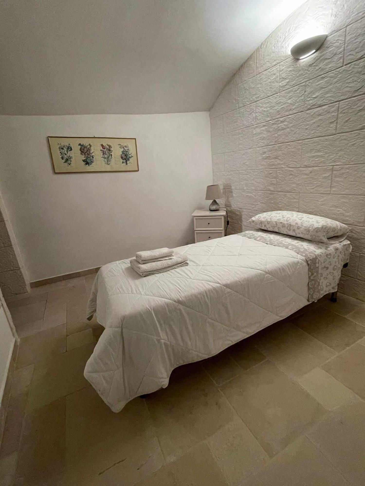 오스투니 La Rosa D Ernesto Wifi Free 3 Sleeping Places 아파트 외부 사진